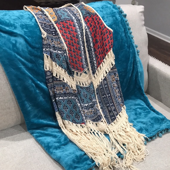 Boho long vest size medium - Picture 3 of 3